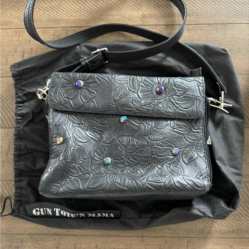 Gun Tote’n Mama Concealed Carry Crossbody Purse